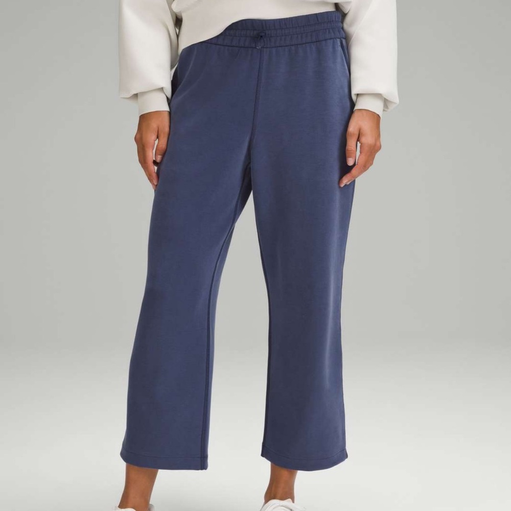 Lululemon Softstream High Rise Pants Size Small